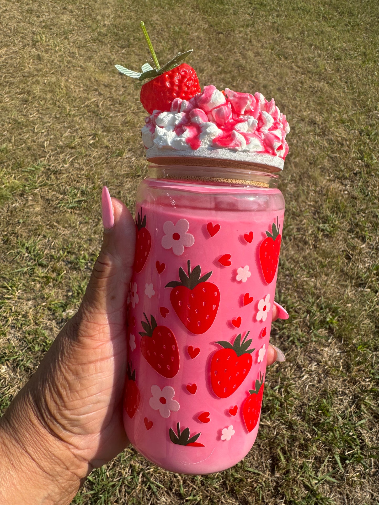 16 oz. Stawberry Whipped Topping Snow Globe glass Tumbler